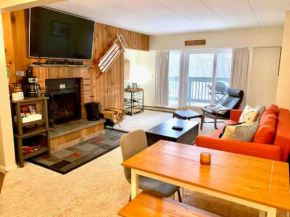 Mt Green, Pool, Gym, Sauna, Hot Tub Open 3br2b,